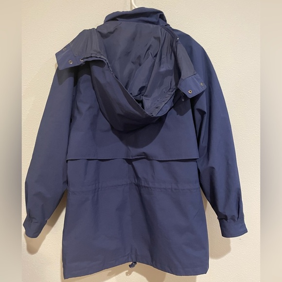 Navy Blue Eddie Bauer Jacket with removable hood. Size M - Picture 6 of 6